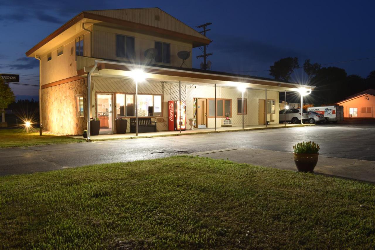 Great Lakes Inn & Suites South Haven Dış mekan fotoğraf